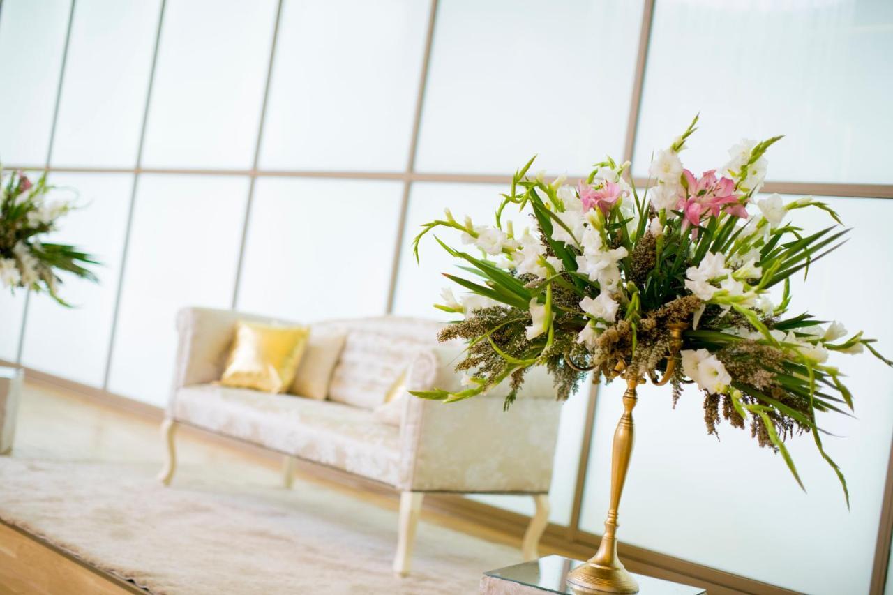 Holiday Inn Algiers - Cheraga Tower By Ihg Bagian luar foto